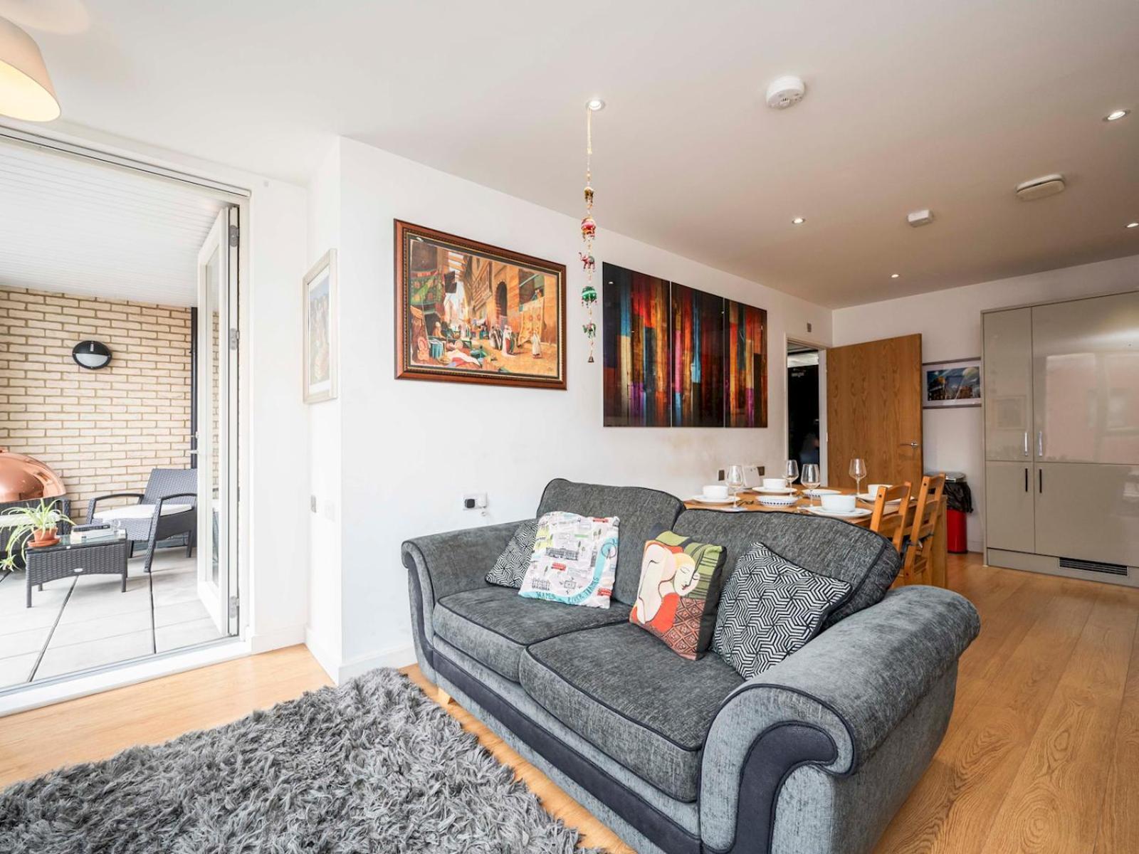 London Apartment Near Tower Bridge And Tube Pass The Keys Экстерьер фото