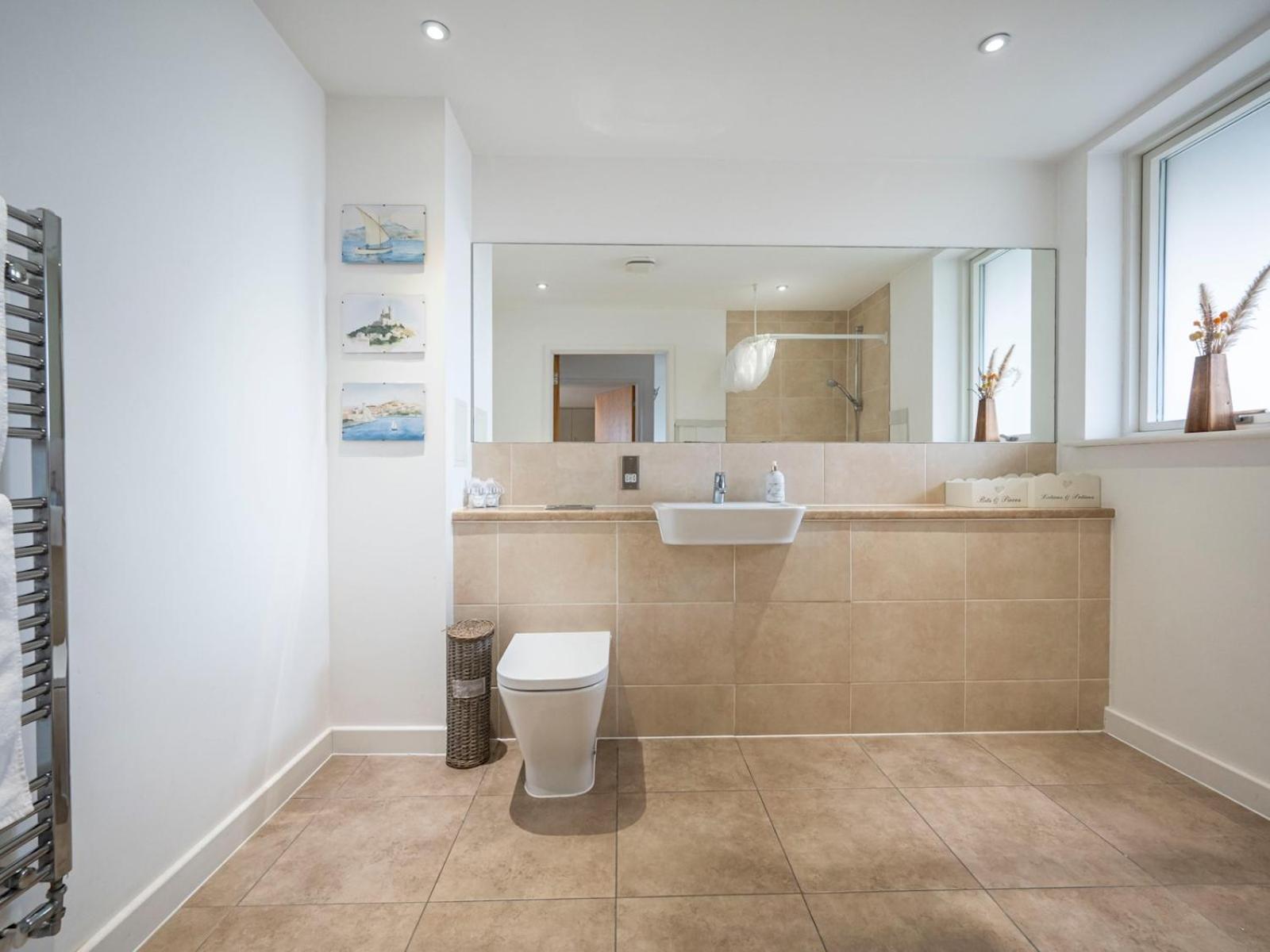 London Apartment Near Tower Bridge And Tube Pass The Keys Экстерьер фото