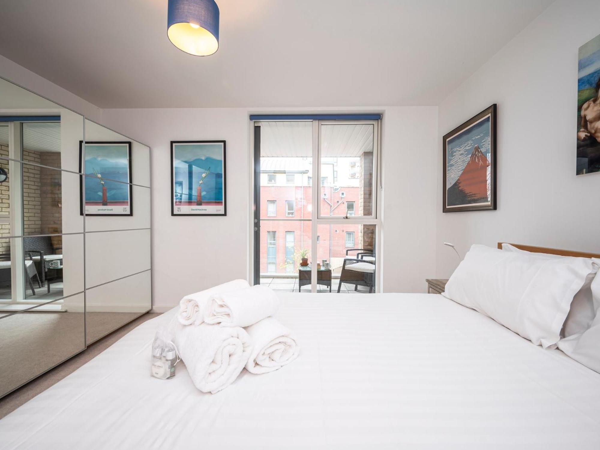 London Apartment Near Tower Bridge And Tube Pass The Keys Экстерьер фото